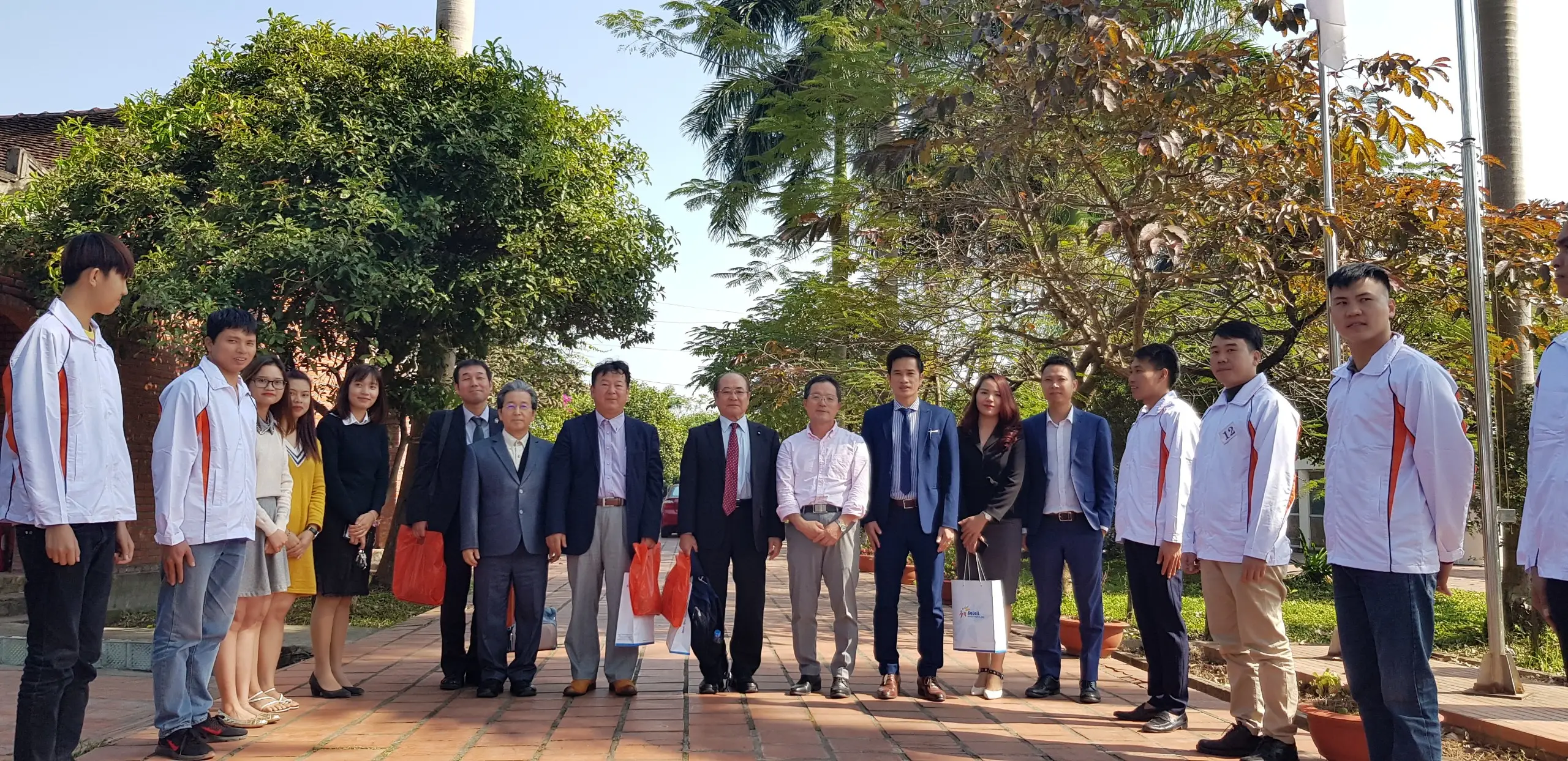 Trung tâm du học đức - Cánh cửa mở ra tương lai cho sinh viên Việt Nam