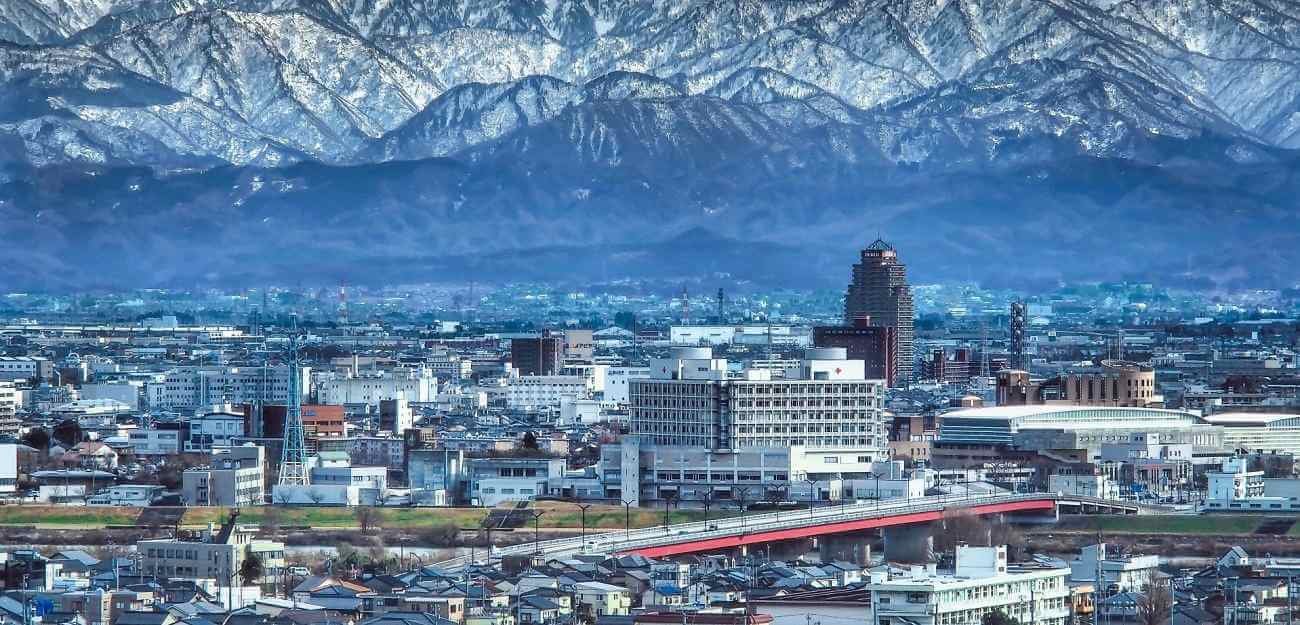 Xuất khẩu lao động Nhật Bản Toyama: Cơ hội và Thách thức