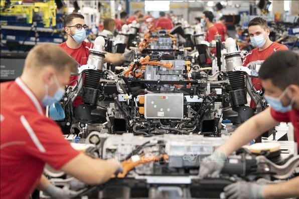 Các Ngành Nghề Thiếu Nhân Lực Tại Đức - Cơ Hội Vàng Cho Tương Lai Nghề Nghiệp Bạn